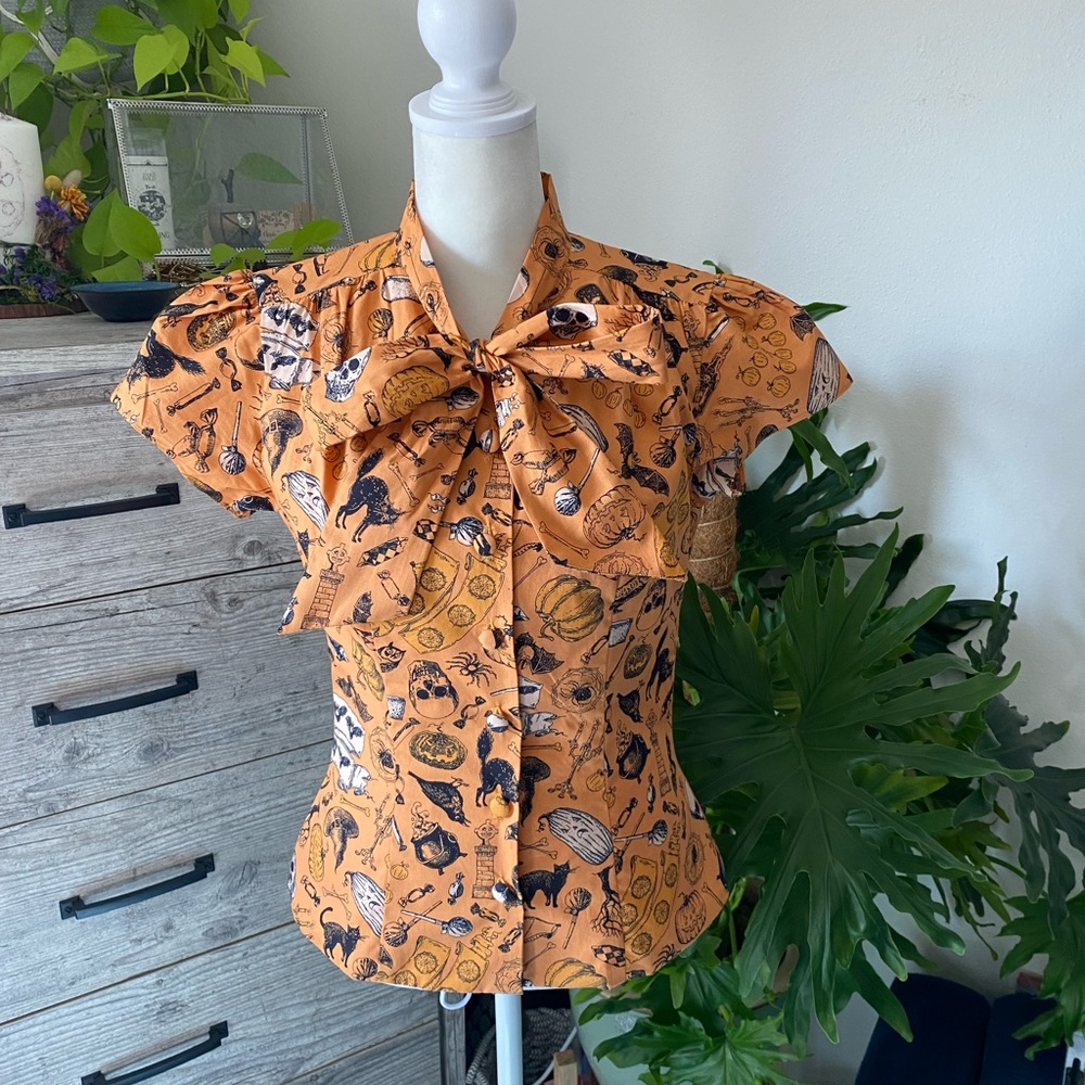 Unique Vintage X Magnolia Park Halloween Blouse